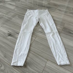 White lululemon leggings